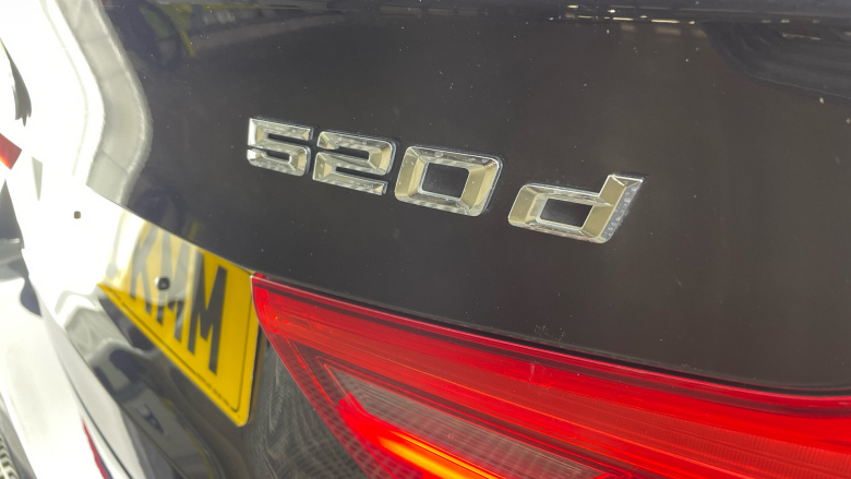 BMW 5 Series 520d xDrive M Sport 5dr Auto Diesel Estate